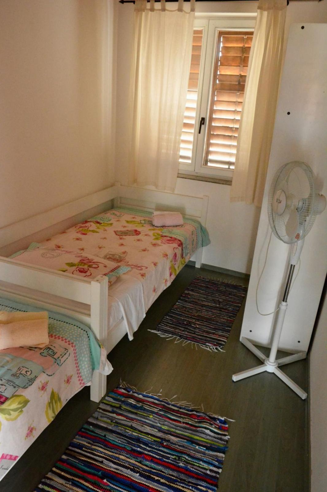 Apartman Klara Murter Exteriör bild